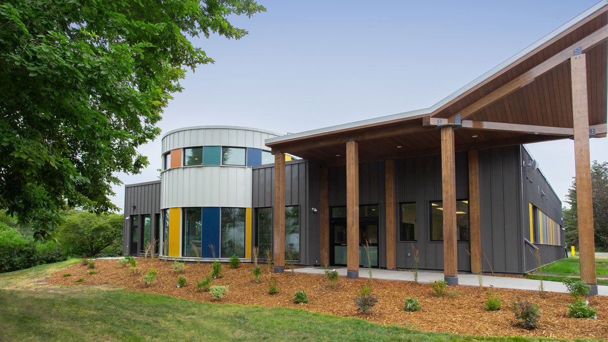 Lakeview Recovery Community dinning hall exterior
