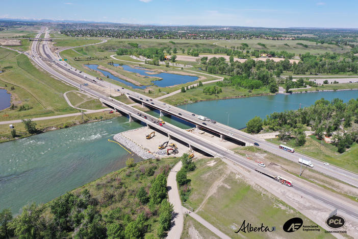Pre-demolition – looking northwest at completed east berm construction and eastbound lanes vehicle detour.