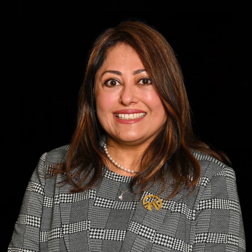 Photo of Alberta Immigrant Impact Awards recipient.