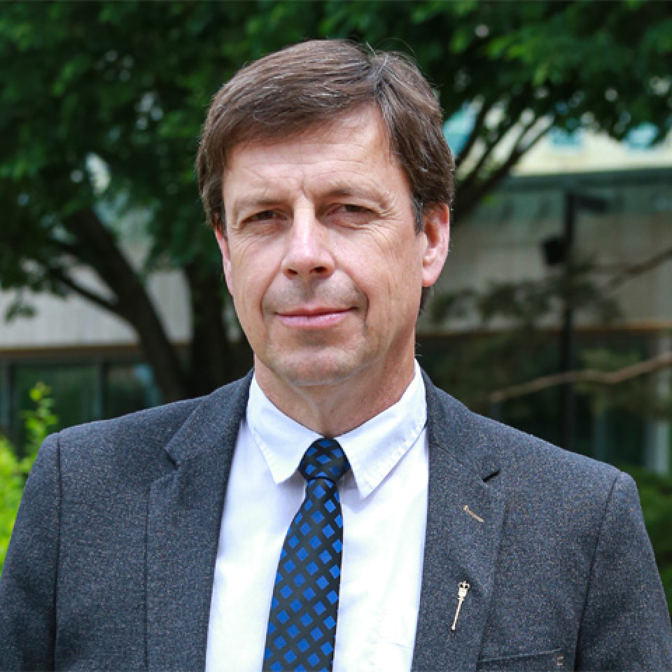 Photo of Todd Loewen