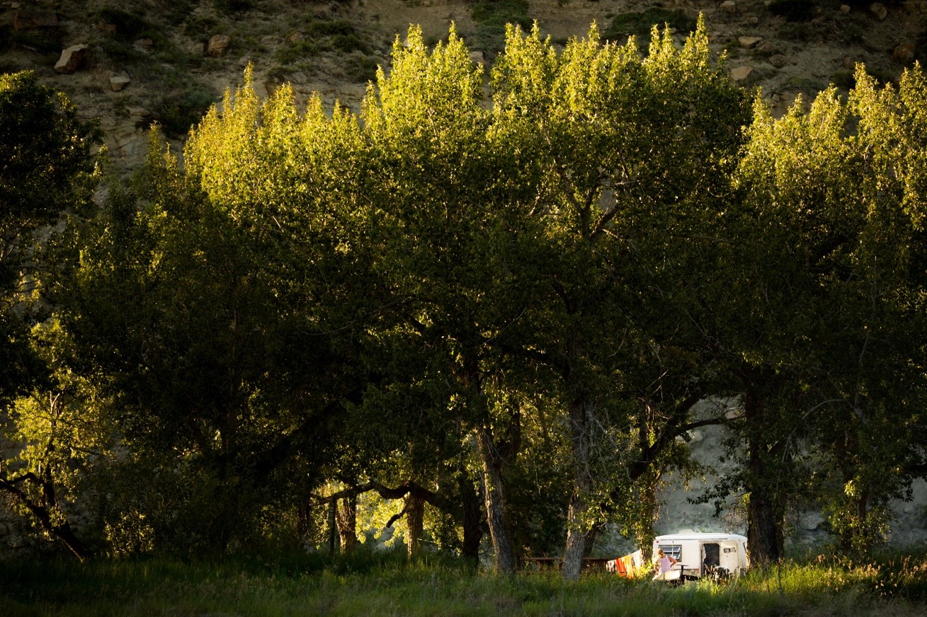 Senior camping at the Oldman Dam Provincial Recreation Area. Photo courtesy Travel Alberta.