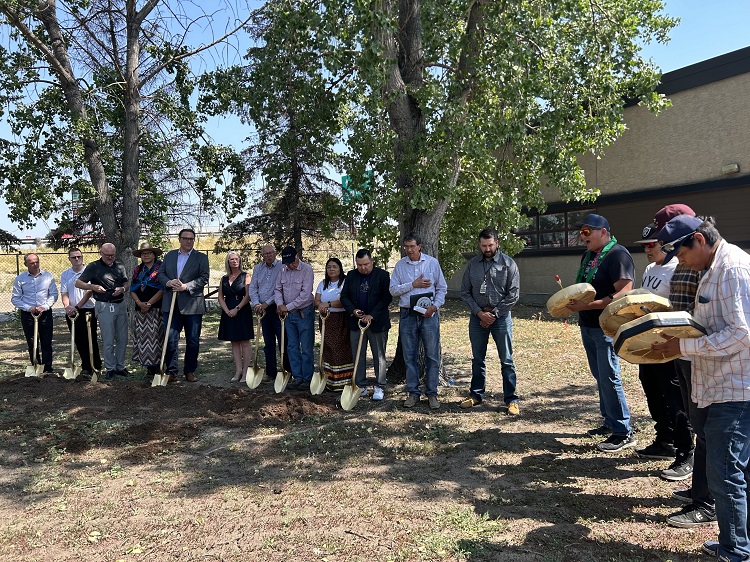 Image_description_goes_here