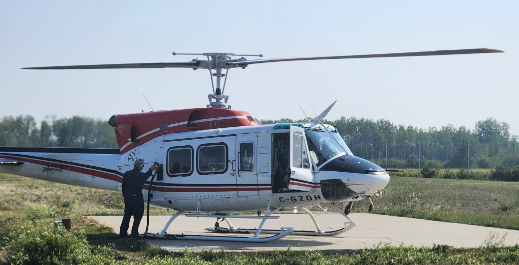 A hot refuel on a helicopter at the HL airport (July 17, 2025)