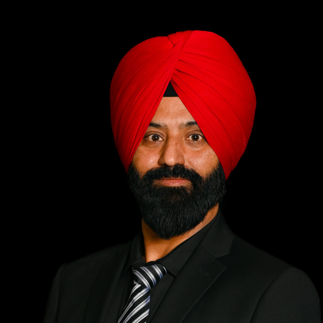 Photo of Alberta Immigrant Impact Awards recipient.
