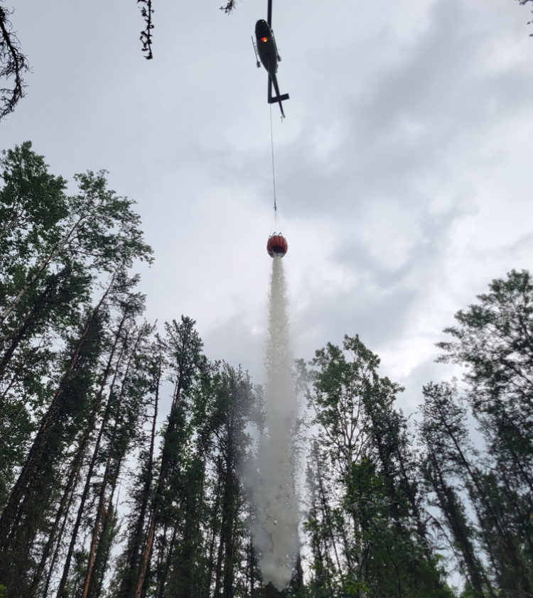 Helicopter bucketing