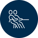 Icon of 2 people playing tug of war.