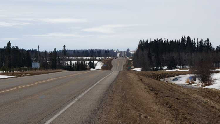 Photo of Highway 20 looking north towards the Rainy Creek Road intersection.