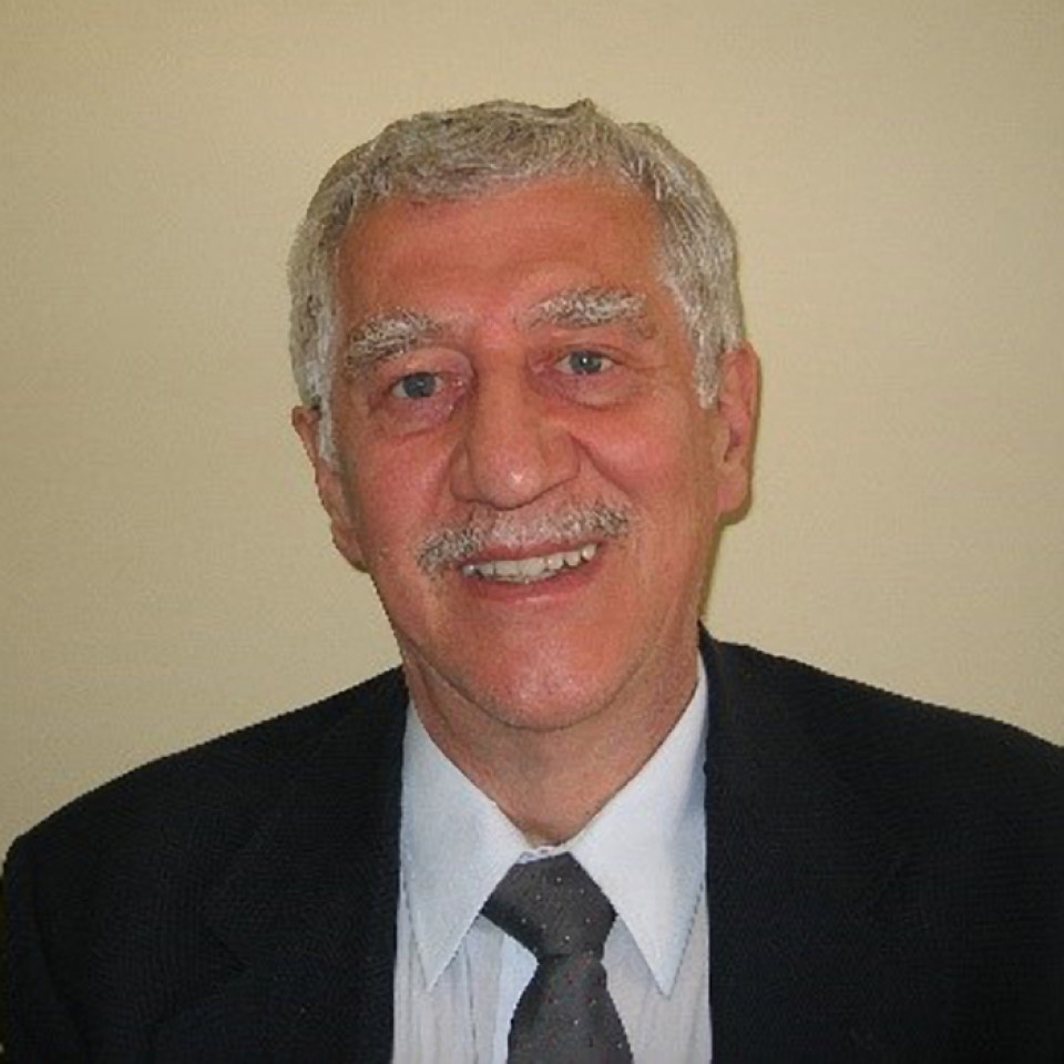 Head and shoulders portrait of Dr. Russell Schnell, Ph.D., a member of Alberta's Science Advisory Panel.